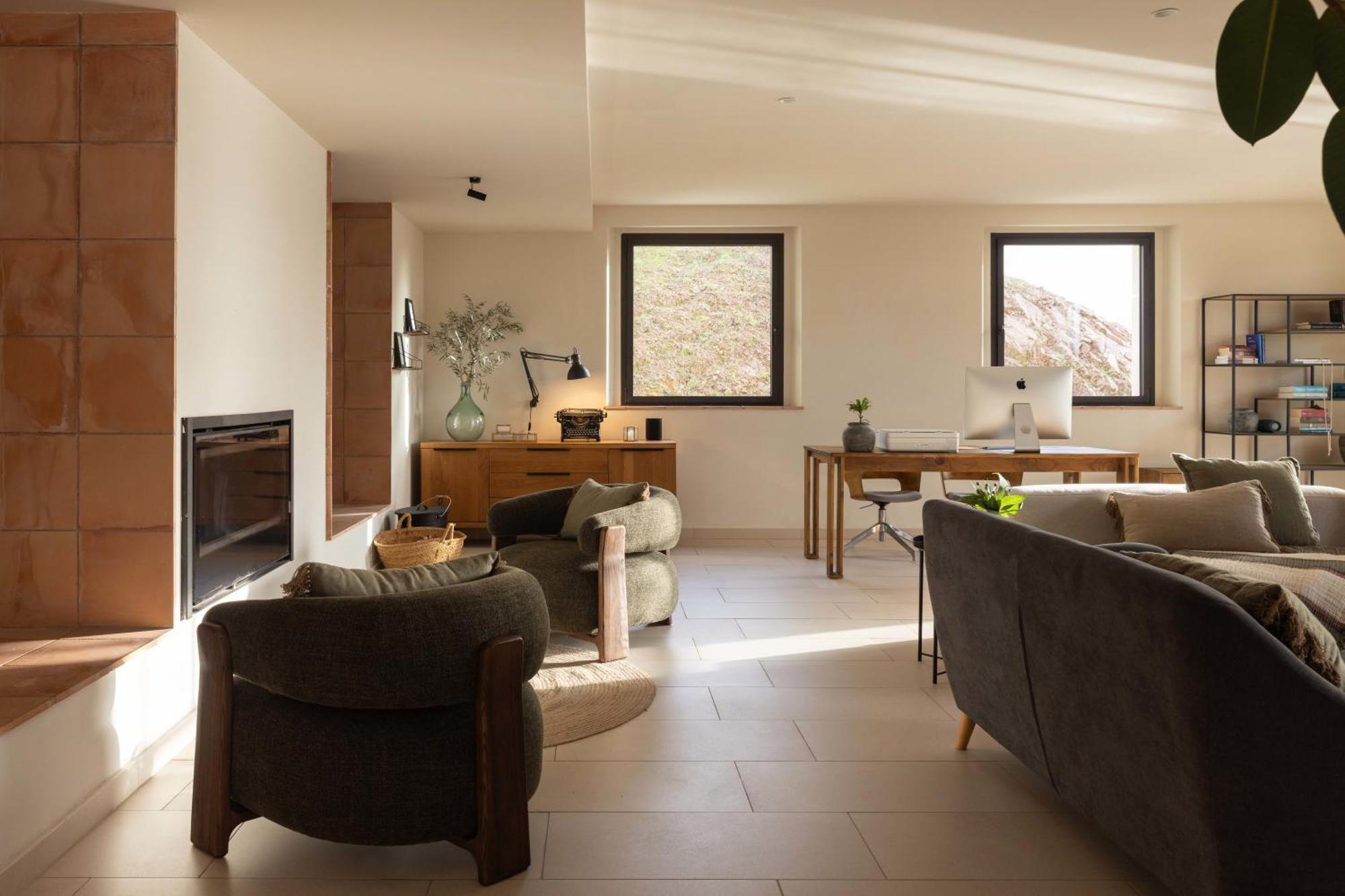 Can Bufi Espectacular Casa Con Piscina Interior Llagostera Luaran gambar