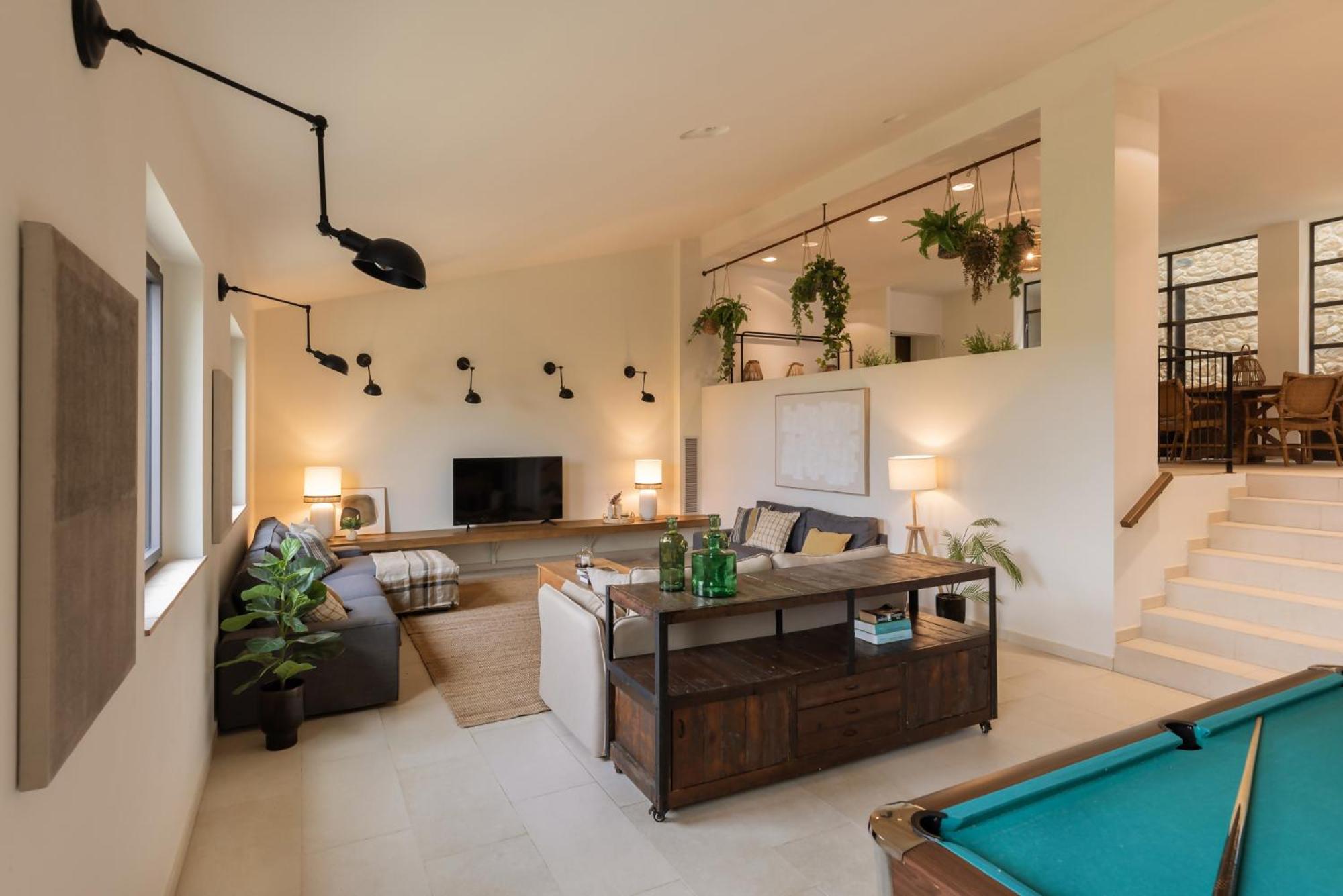 Can Bufi Espectacular Casa Con Piscina Interior Llagostera Luaran gambar