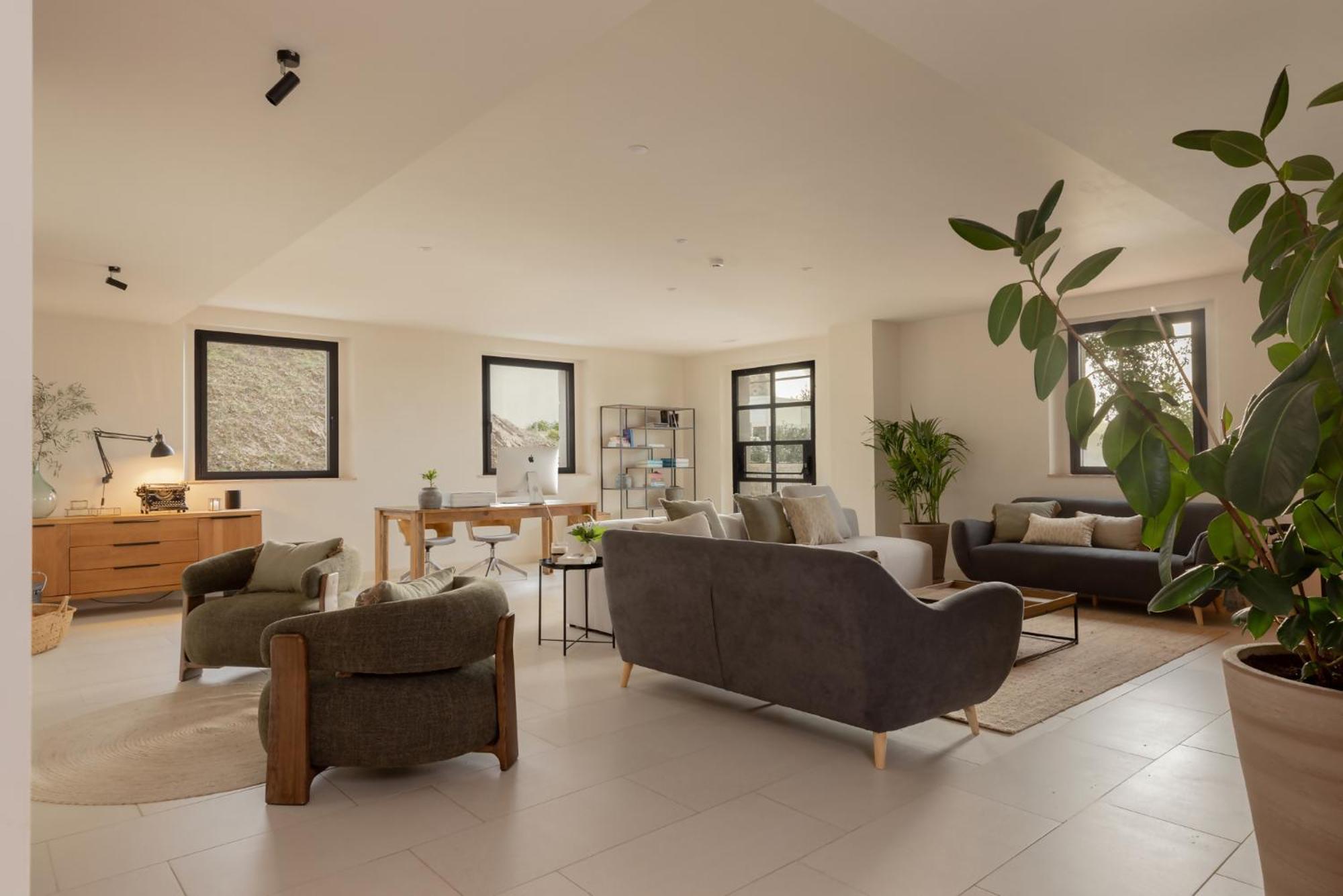Can Bufi Espectacular Casa Con Piscina Interior Llagostera Luaran gambar