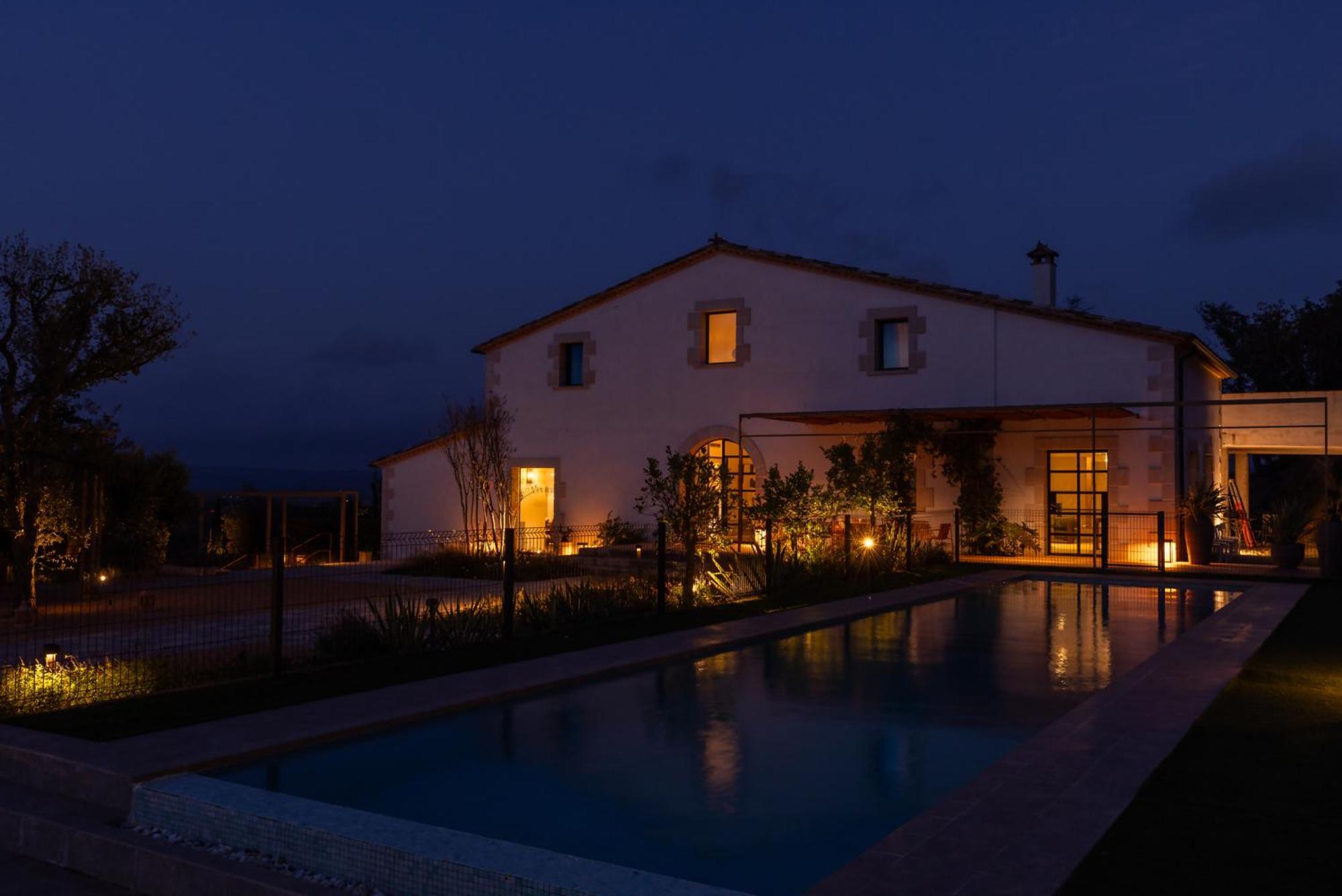 Can Bufi Espectacular Casa Con Piscina Interior Llagostera Luaran gambar
