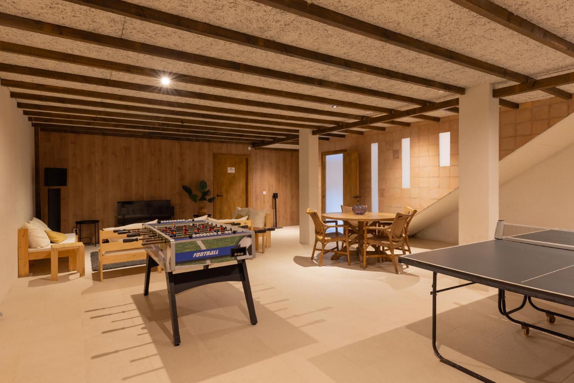 Can Bufi Espectacular Casa Con Piscina Interior Llagostera Luaran gambar